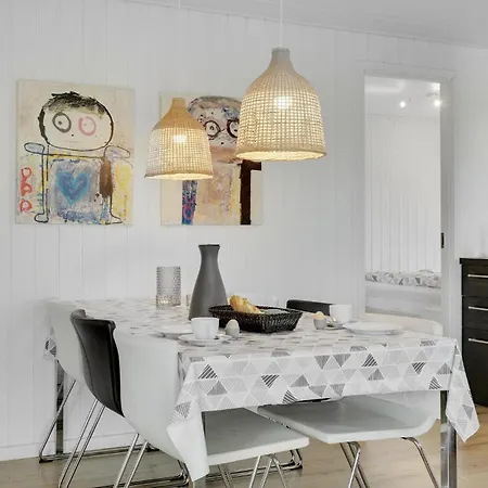 Three-bedroom Haderslev With A Fireplace 06 別荘 ハザスレウ