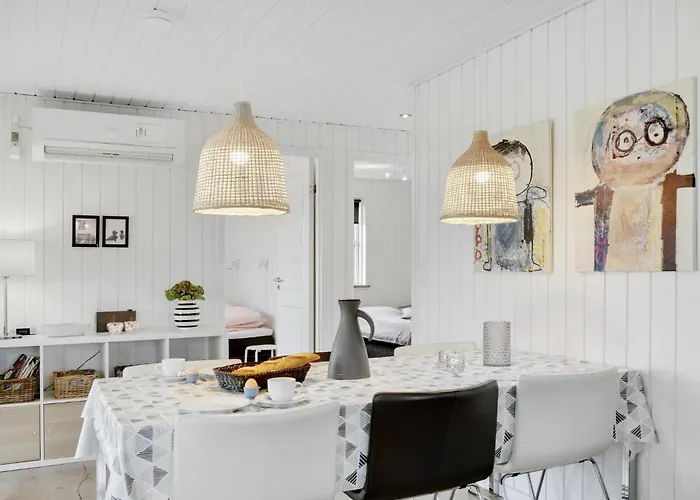 Three-bedroom With A Fireplace 06 * Haderslev
