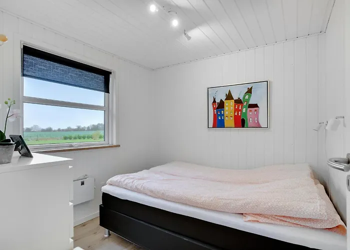 Three-bedroom With A Fireplace 06 Casa de Férias Haderslev