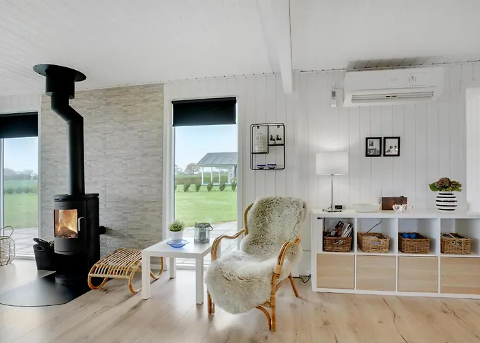 Casa de Férias Three-bedroom With A Fireplace 06